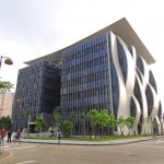 台北大學圖書館以鶯歌陶瓷打造弧線外觀。 聯合報系資料照／記者邱榆蕙攝影